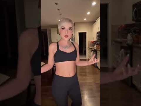 Vocal Coach Demonstrates Core Support #singer