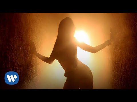 Anitta - Tá Na Mira (Official Lyric Video)