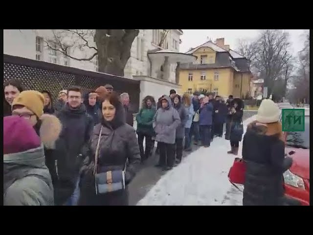 Татарстан артистлары Президент сайлауларында Прагада чират торып тавыш бирде