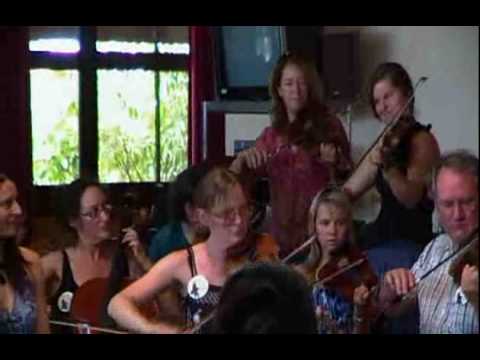 Celtic Southern Cross - La Turlutte - the Quebecois fiddles and Singing classes