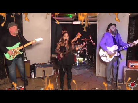 Super Satan Show - Heavy Hinges