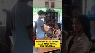 Download lagu ketika pacar tiba-tiba datang kesekolahan pacar kasih surprise ‼️‼️ #surprise #pacar #romantis #haru mp3 Download lagu ketika pacar tiba-tiba datang kesekolahan pacar kasih surprise ‼️‼️ #surprise #pacar #romantis #haru mp3