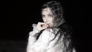 HIJO DE LA LUNA Lyrics English Translation