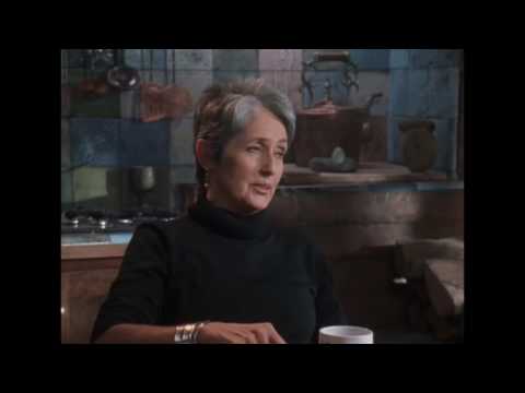 Joan Baez impersonating Bob Dylan