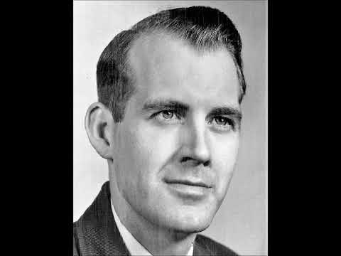 David Glismann (vocal and piano) – The Surrey with the Fringe on Top