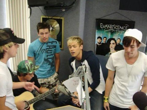 Varsity Fanclub Performing Live On KJ103!!