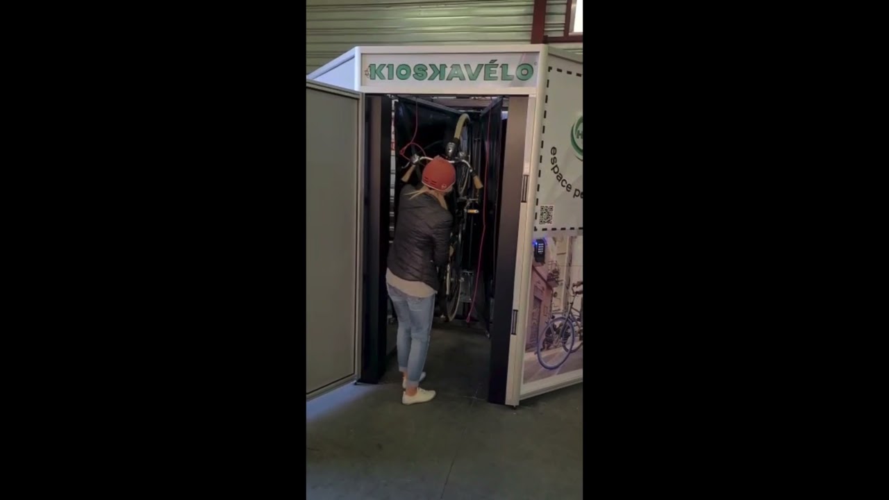 Watch video KIOSKAVELO ® KIOSKAVELO ®