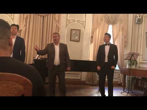 Ukrainian song-" Chornii brovi"