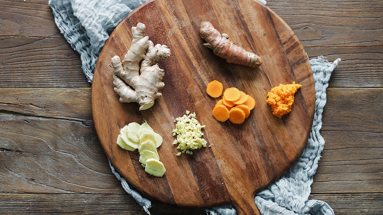 How to Prepare Fresh Ginger and Turmeric