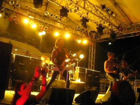 TYR - Trondur  Gotu - Live - 2013 - 70,000 Tons Of Metal