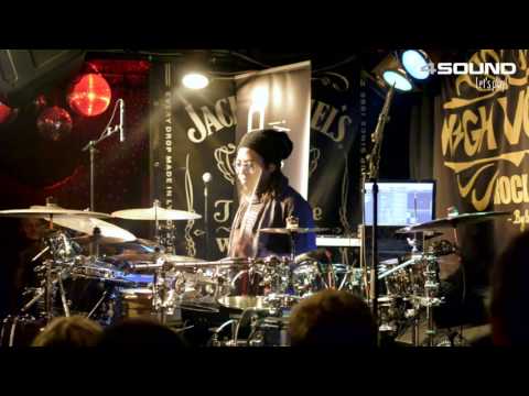 4Sound Reports - Robert 'Sput' Searight clinic på High Voltage