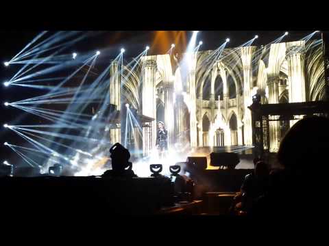 Lucie Bílá, Černobílé turné 2013 - Ostrava HD - Amor Magor