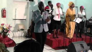 Accroche toi by Axel Lévi