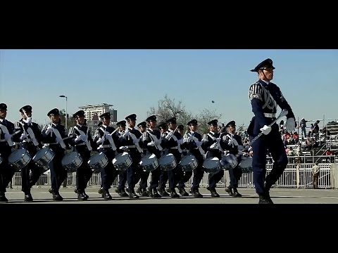 DESFILE GRAN PARADA MILITAR 2016 ESCUELA ESPECIALIDADES