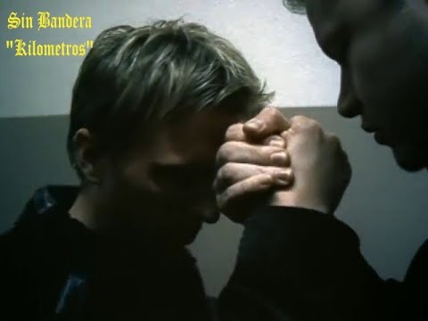 Sin Bandera "Kilometros"! Reaction/Reacción from Finland!