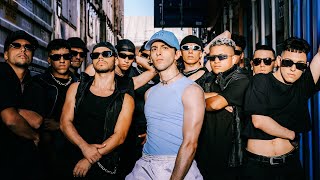 MOTORES Lyrics English Translation