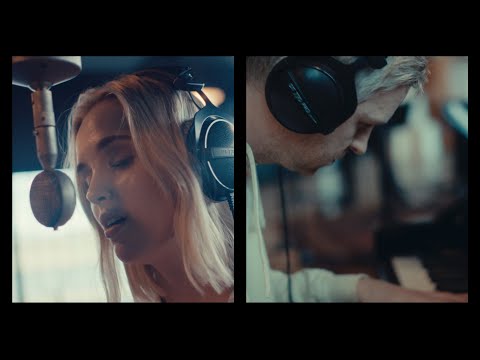 and we’ll leave it there… (feat. Ella McRobb) のサムネイル