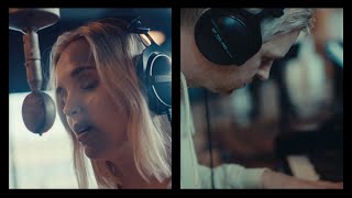 Ólafur Arnalds – “and we’ll leave it there…” (feat. Ella McRobb)