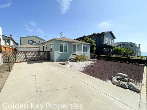 1BR/1BA Home with detached 2 Car Garage! Minutes from the beach! property video