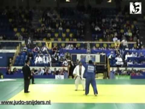 Judo 2008 Levallois: Gujejiani (GEO) - Bonvoisin (FRA) [open].