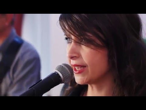 Heartbeat Song - Kelly Clarkson (cover by Movinsides feat. Mariló)
