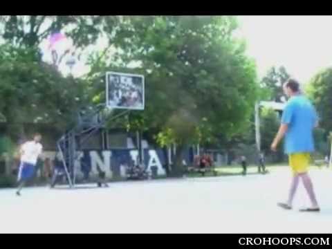 CroHoops Liga 2012 - Zakucavanje Igora Ravlića (Folka) vs Medveščak 27.05.2012.