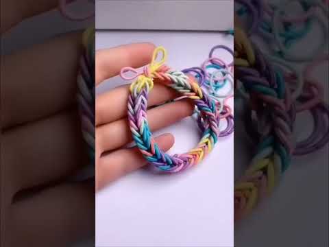 Крутая фишка 😧 Лайфхак, как плести браслеты 😯