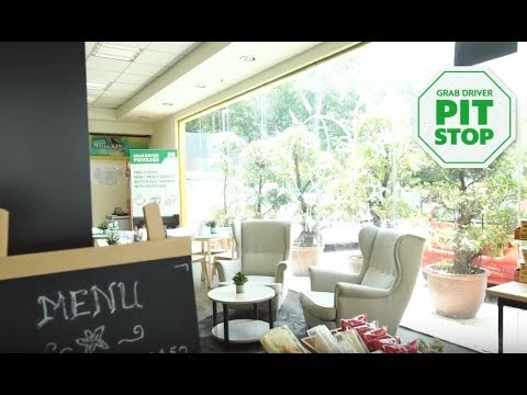 Grab Driver Pit Stop At PETRONAS