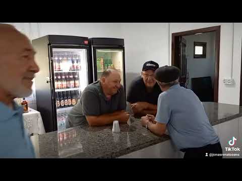 Conheça o Clube Amigos para Sempre de Braço do Trombudo 