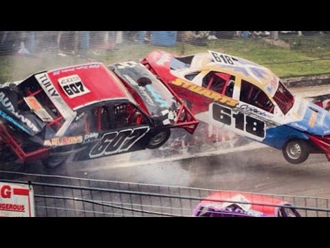Saloon Stockcars - 607 Stevie Honeyman #WallopStraightIn 618 Stuart Shevill - Cowdenbeath Aug 2013