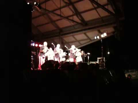 The Fabulous Motown Review