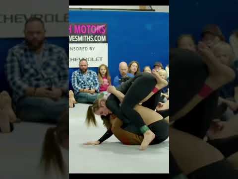 Deise's Armbars are lethal 😱 #bjj #jiujitsu #jiujitsuvideos #nogi #flograppling