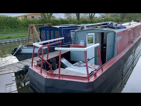 179. Narrowboat stern treatment