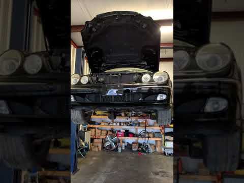 2003 Mercedes E320 Engine mount replacement! The best way!