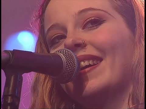 Videoclip de New Moon, Different Day (Remastered) — The Gathering