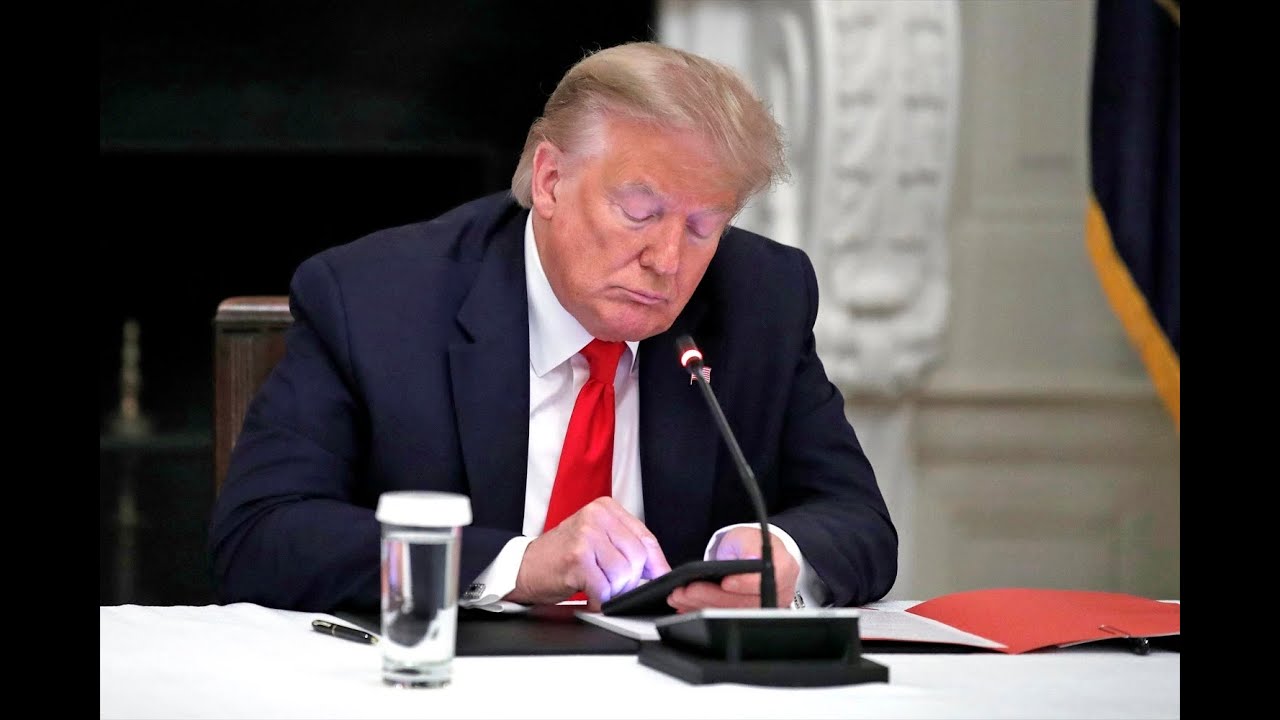 Trump HUMILIATES himself with OFF THE RAILS statement