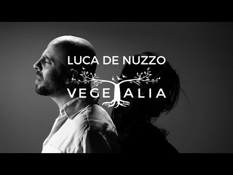 Luca De Nuzzo - Vegetalia (Lalle è solo il nome di una camelia)