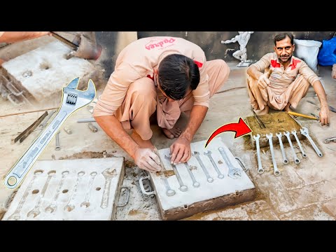 Sand Casting a Multi-Size Combination Spanner with Hex Head and Screw Wrench | Metalworking Mastery!