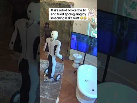 Kai's robot broke the tv and tried apologizing by smacking Kai's butt #rickhunter #kaicenatstream