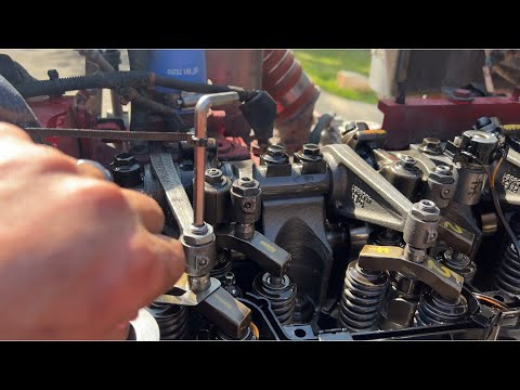 LETS CHECK SOME VALVES !! Running SHELL Rotella synthetic Blend T5 15-40w !! DIY OverHead adjustment