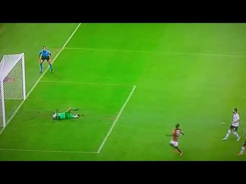 Flamengo 4x1 Sport gol do Uribe