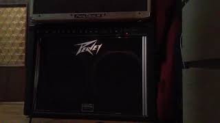 Video thumbnail for Peavey Classic Chorus 212 solid state amp sounds (phone record) by Velosy Marton Aron