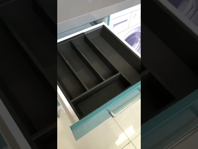 Vídeo relacionado con Orga-box 3 BAMBOO Cubertero para 120 cm cajones (473 x 1097 mm) con 15 compartimentos inserto de madera para cocinas Nobilia a partir de agosto de 2012