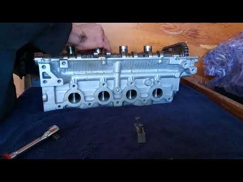 2002-2003 Hyundai 1.6l Cylinder head job/ part one prepping