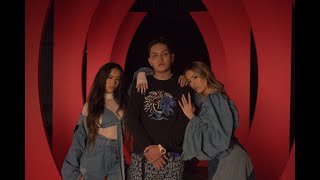 Gira Gira Lyrics English Translation