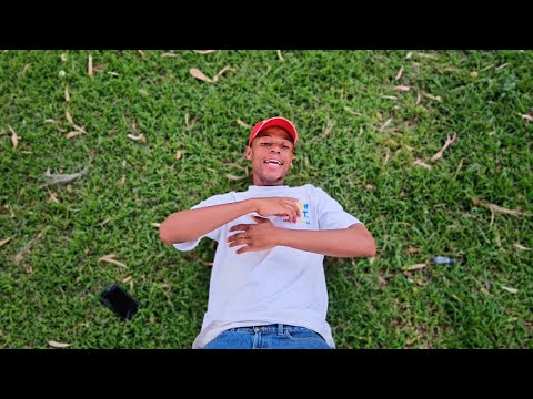 D’REYI  and PeazyBeats