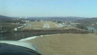 preview picture of video 'landing Cessna 182 klhv, Lock Haven'