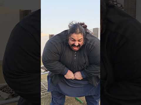 Khanbaba breaks a 🗝️ KEY🔐 WITH HIS BARE HANDS.😯🥳