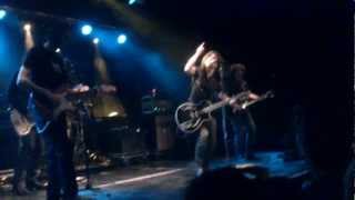 Divididos Rulo y la Contrabanda