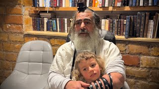 הרב שלום סבג✨למה נאמר שהתורה לא אוהבת בעלי תשובה?-י׳ בשבט ה׳תשפ״ו דן בן יעקב 🇮🇱 (הרב שלום סבג) - התמונה מוצגת ישירות מתוך אתר האינטרנט יוטיוב. זכויות היוצרים בתמונה שייכות ליוצרה. קישור קרדיט למקור התוכן נמצא בתוך דף הסרטון